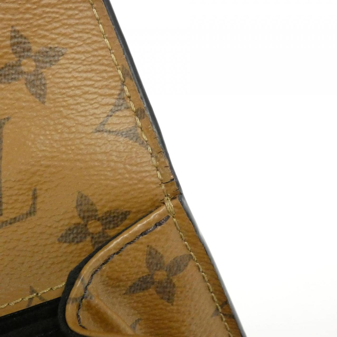 LOUIS VUITTON Monogram Reverse Pochette Metis MM M44876 Bag