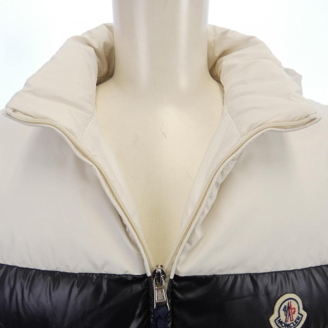 【新品】モンクレール MONCLER ダウンベスト