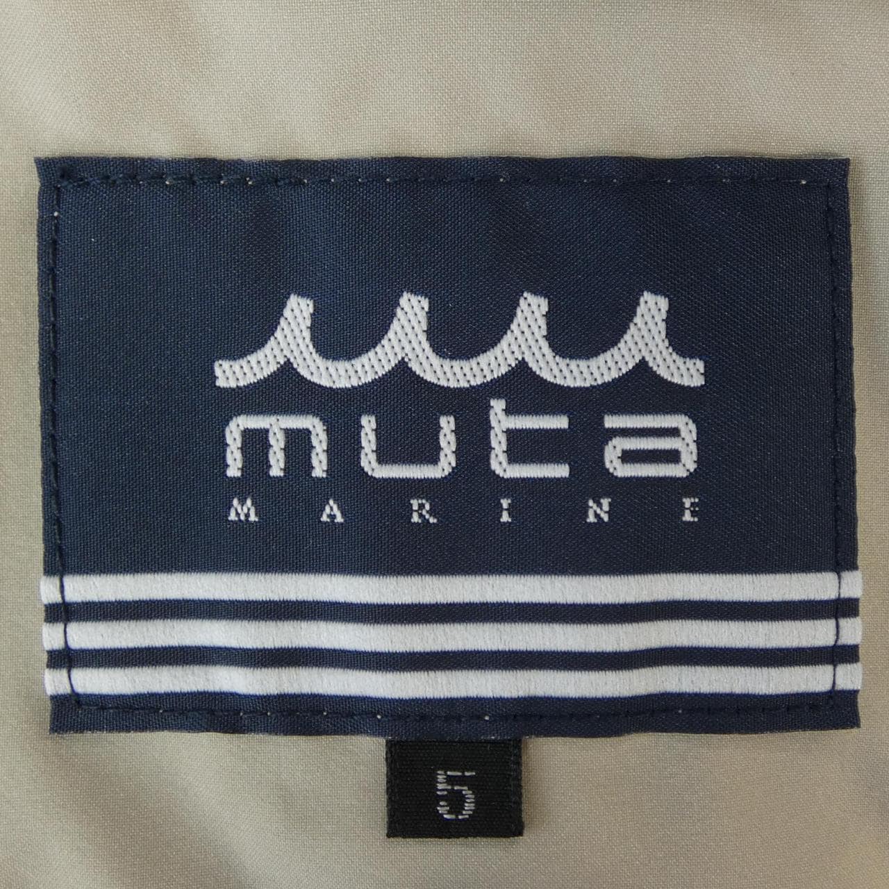 ムータ MUTA パーカー