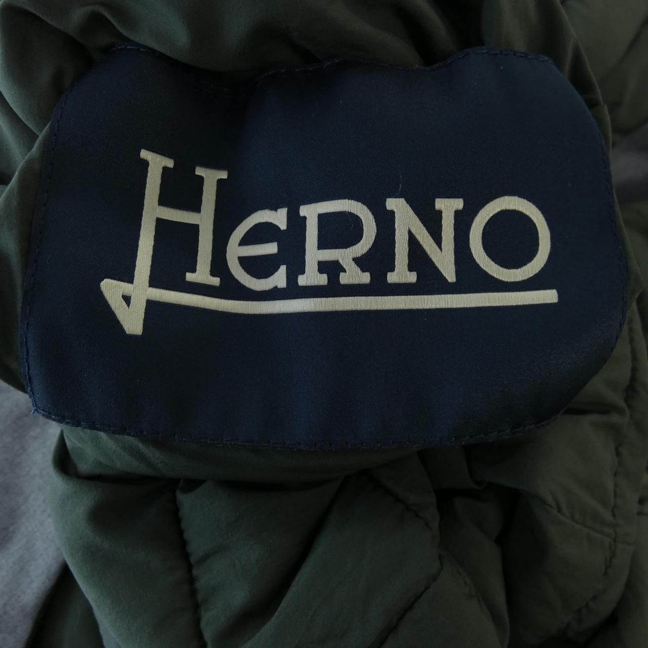 ヘルノ Herno ベスト
