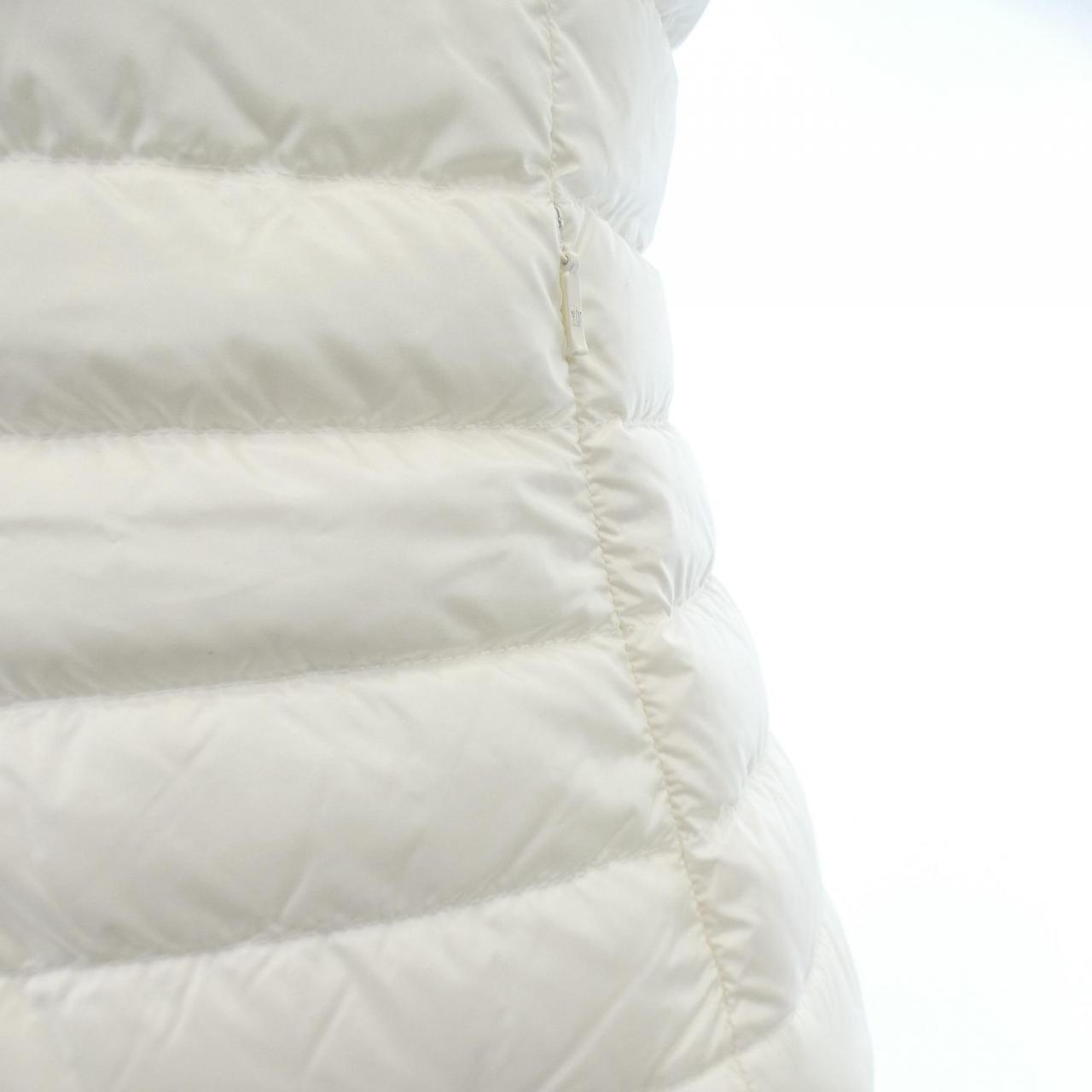 【新品】モンクレール MONCLER ダウンベスト