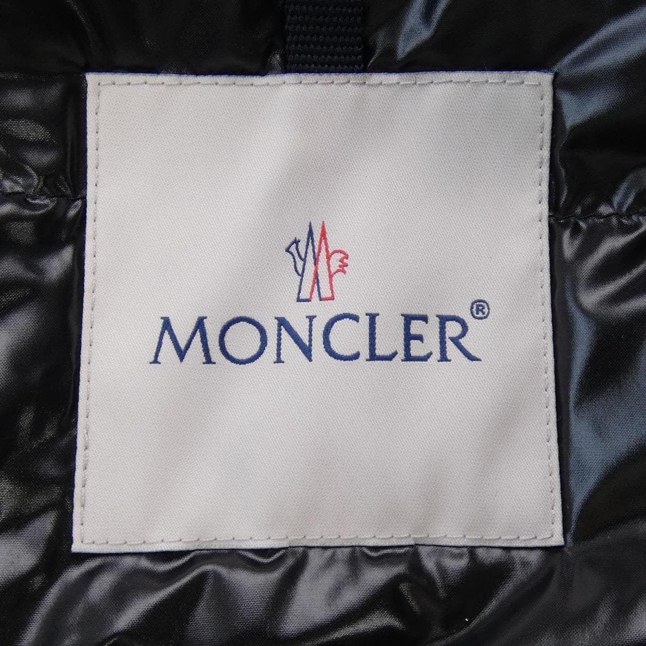 モンクレール MONCLER ダウンジャケット