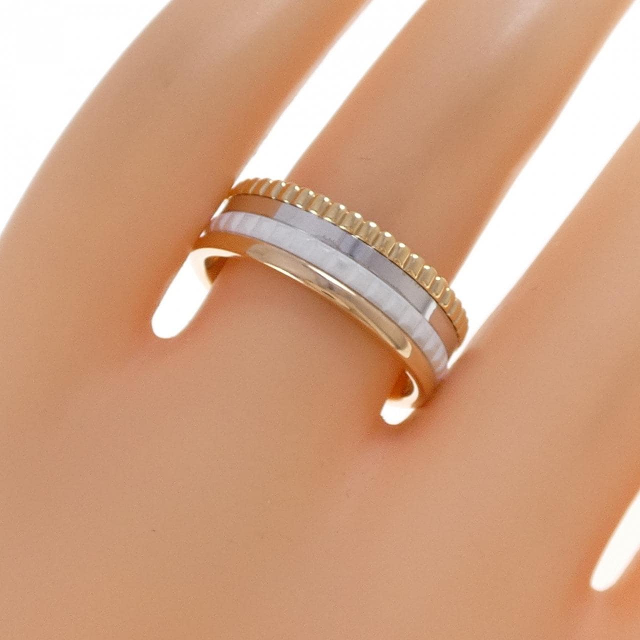 ブシュロン キャトル ホワイト スモール リング