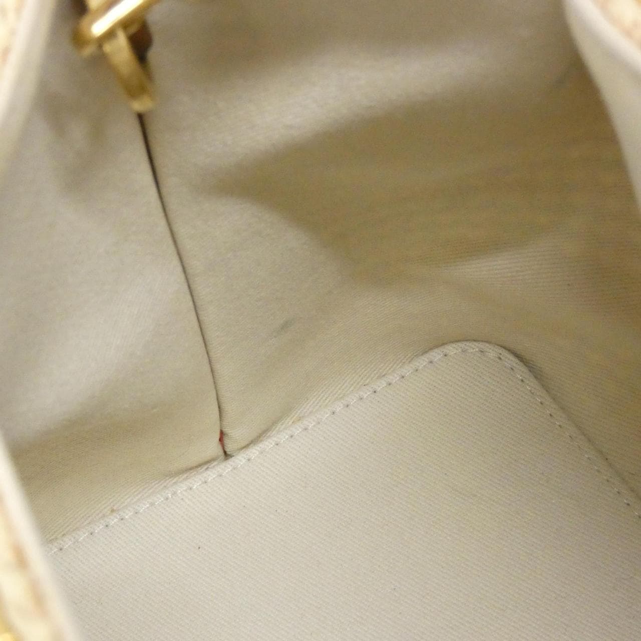 ヴァレンティノガラヴァーニ XW2B0K40YCE バッグ