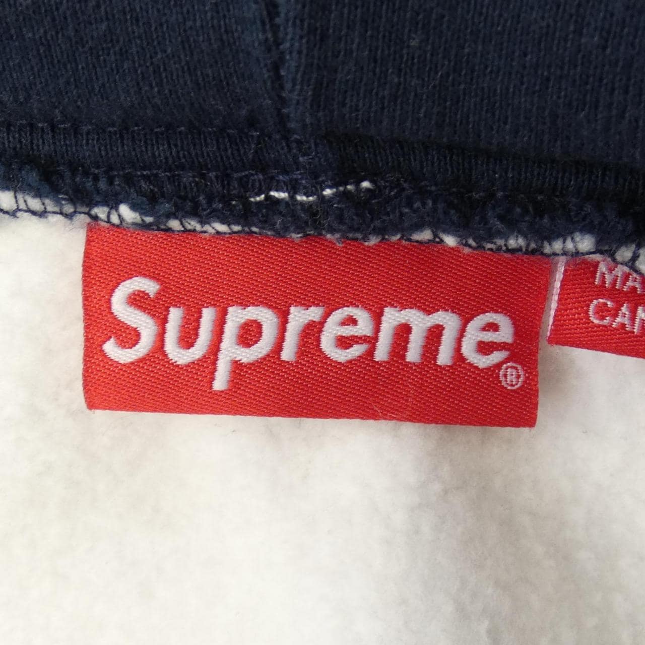 シュプリーム SUPREME パーカー