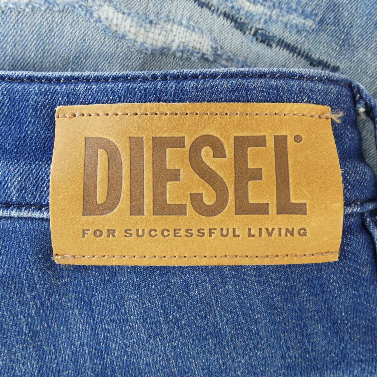 ディーゼル DIESEL ジーンズ