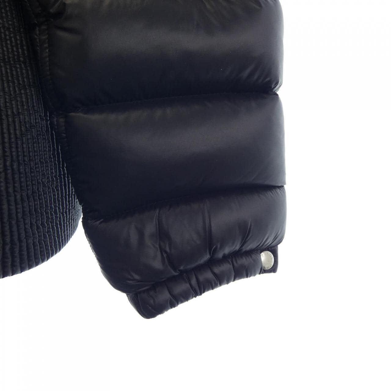 Prada PRADA三角标志SGA654 R142 AR0羽绒服