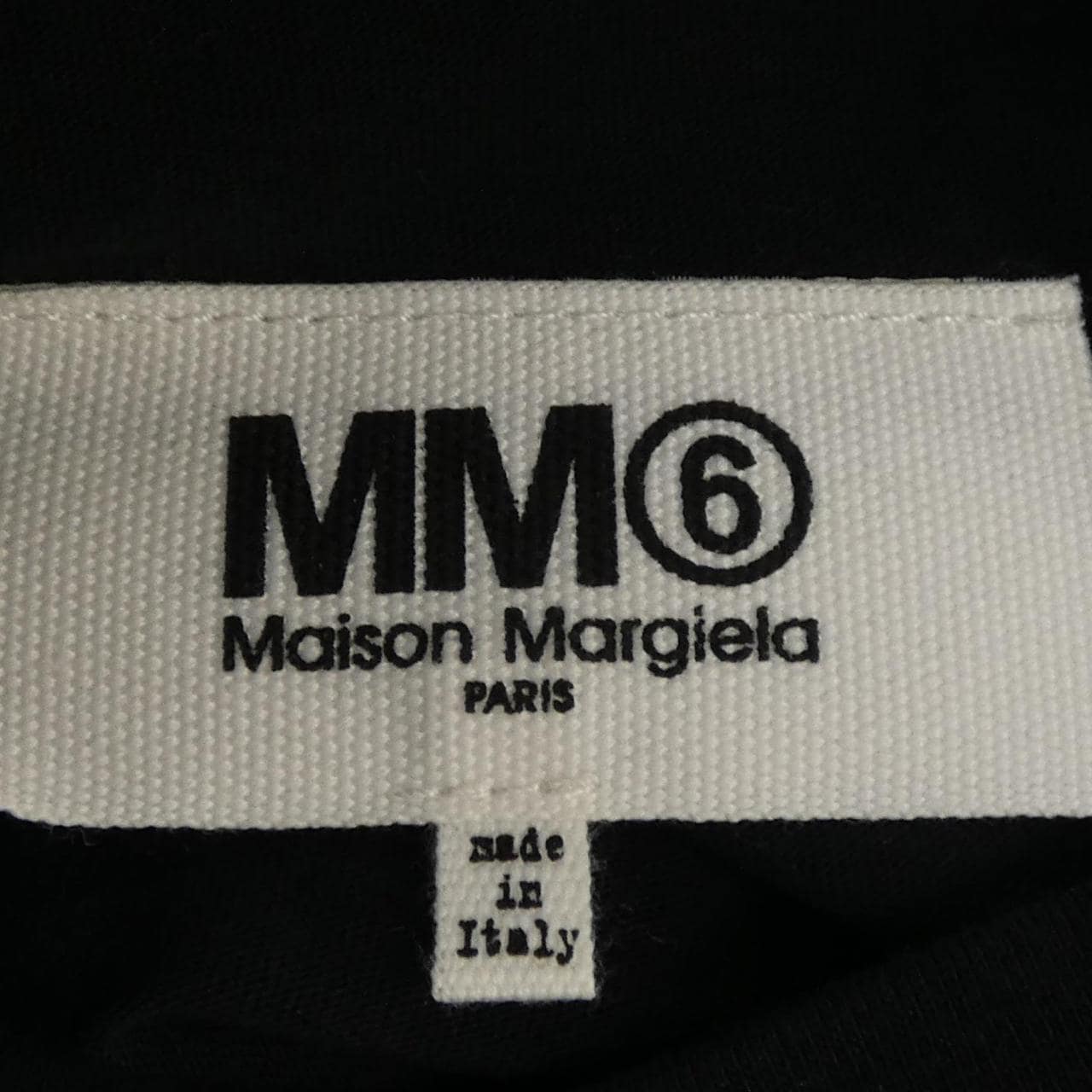 エムエムシックス MM6 S62GD0121 UNISEX Tシャツ