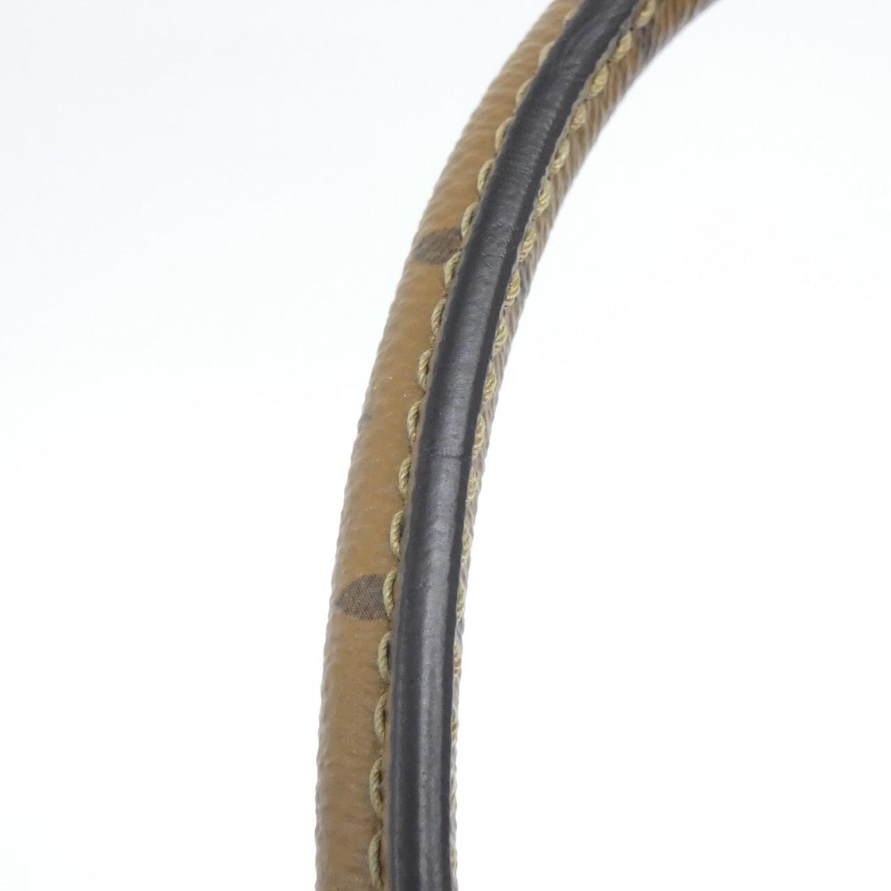 ルイヴィトン モノグラム ジャイアント オンザゴー GM M44576 バッグ