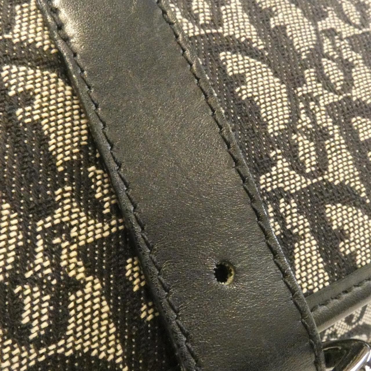 クリスチャンディオール ショルダーバッグ