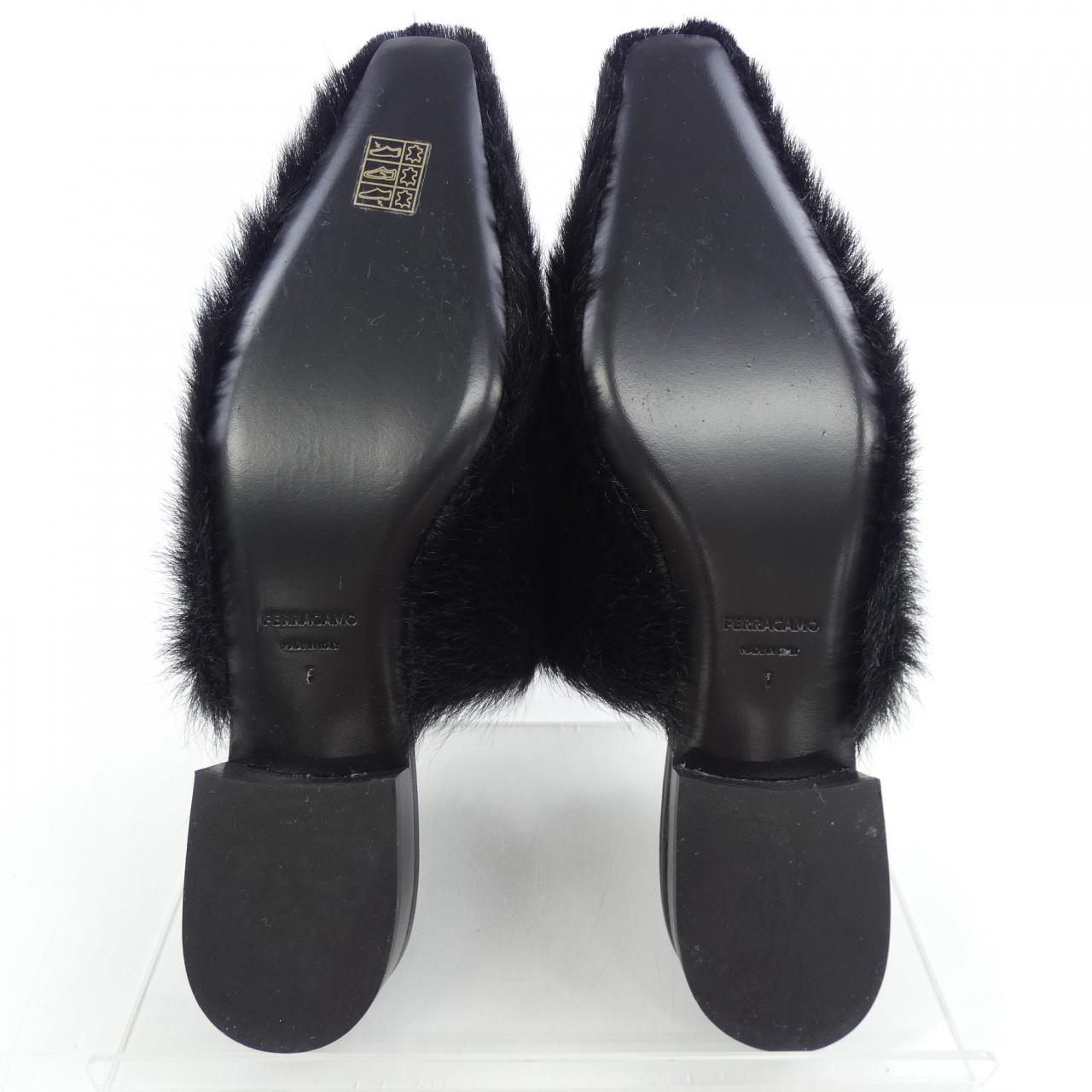 フェラガモ FERRAGAMO サンダル