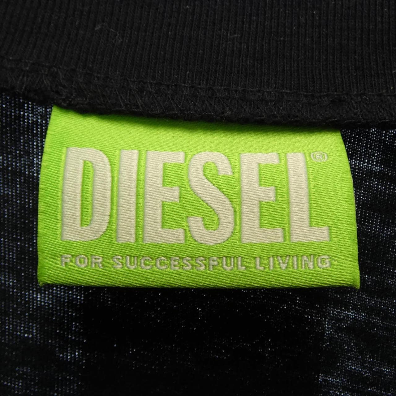 ディーゼル DIESEL Tシャツ