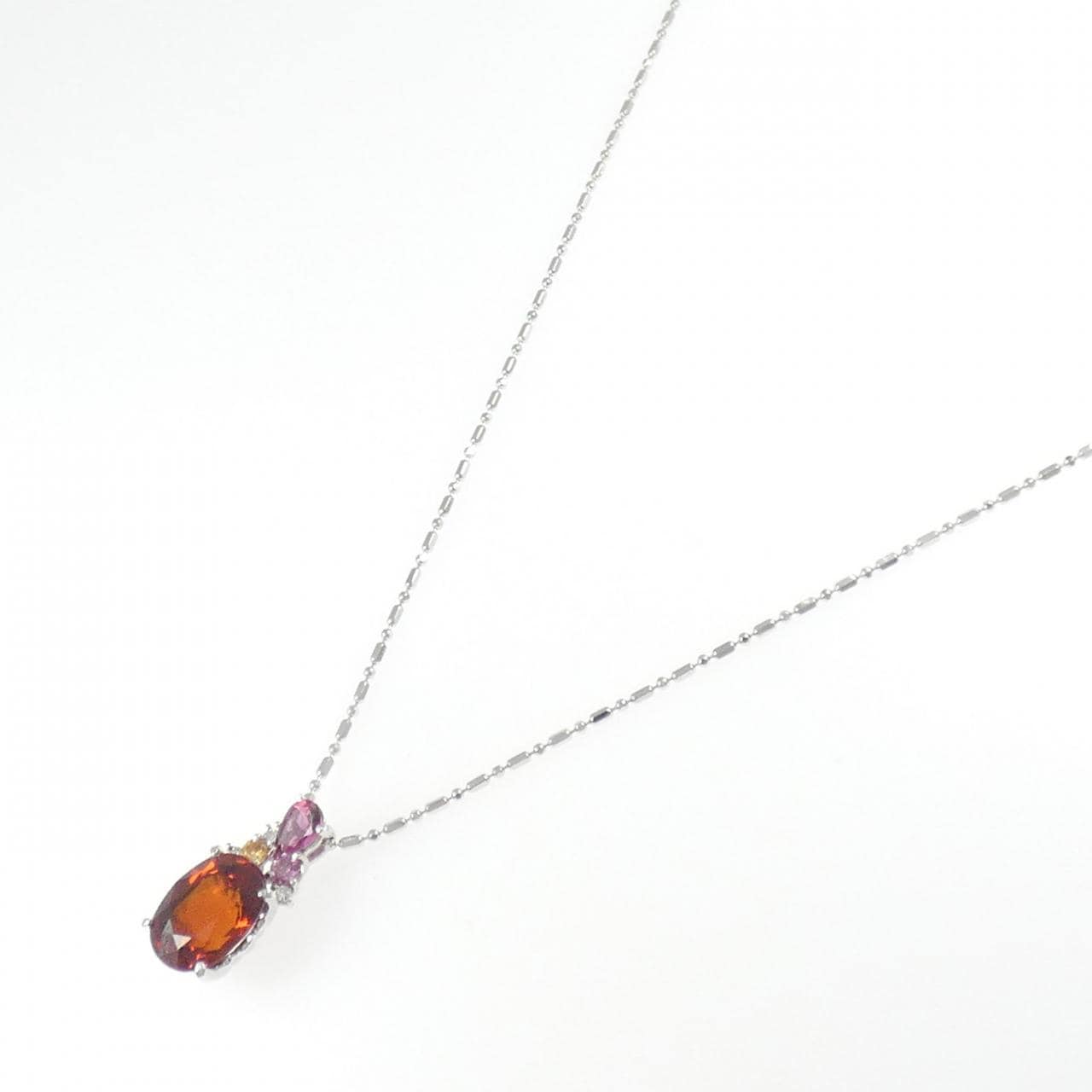 K18WG ガーネット ネックレス 6.001CT
