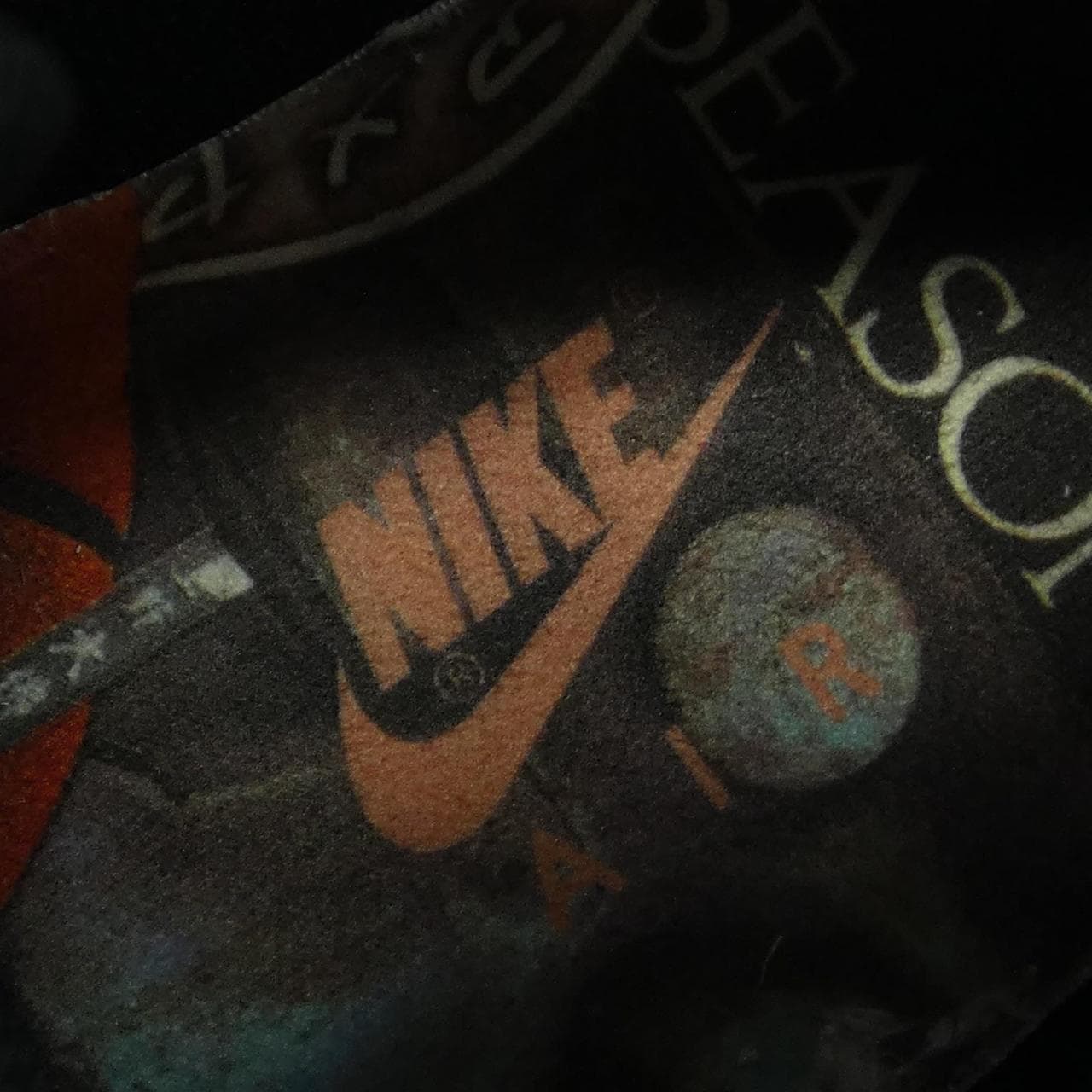 ナイキ NIKE DO2123-113 スニーカー