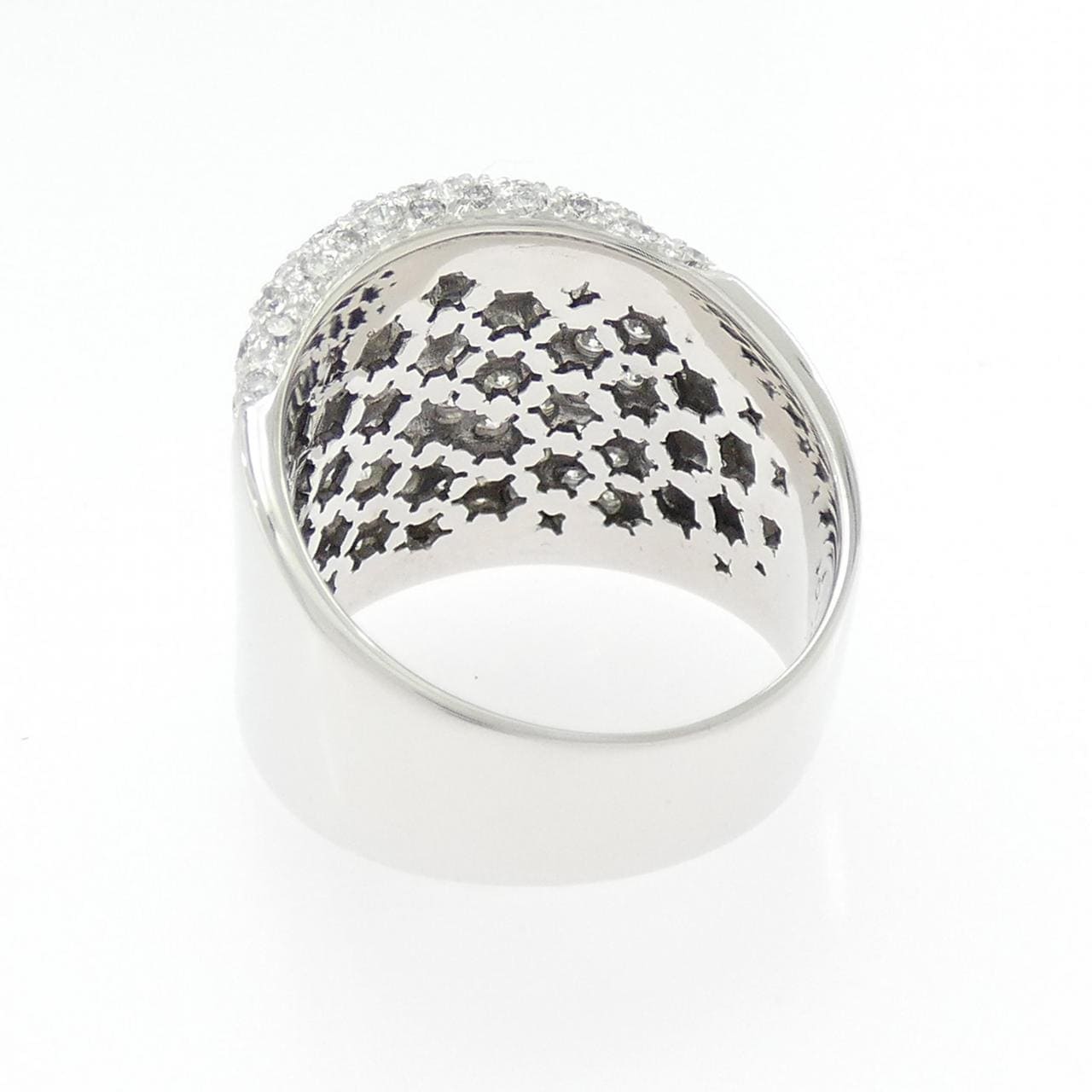 750WG パヴェ ダイヤモンド リング 1.85CT