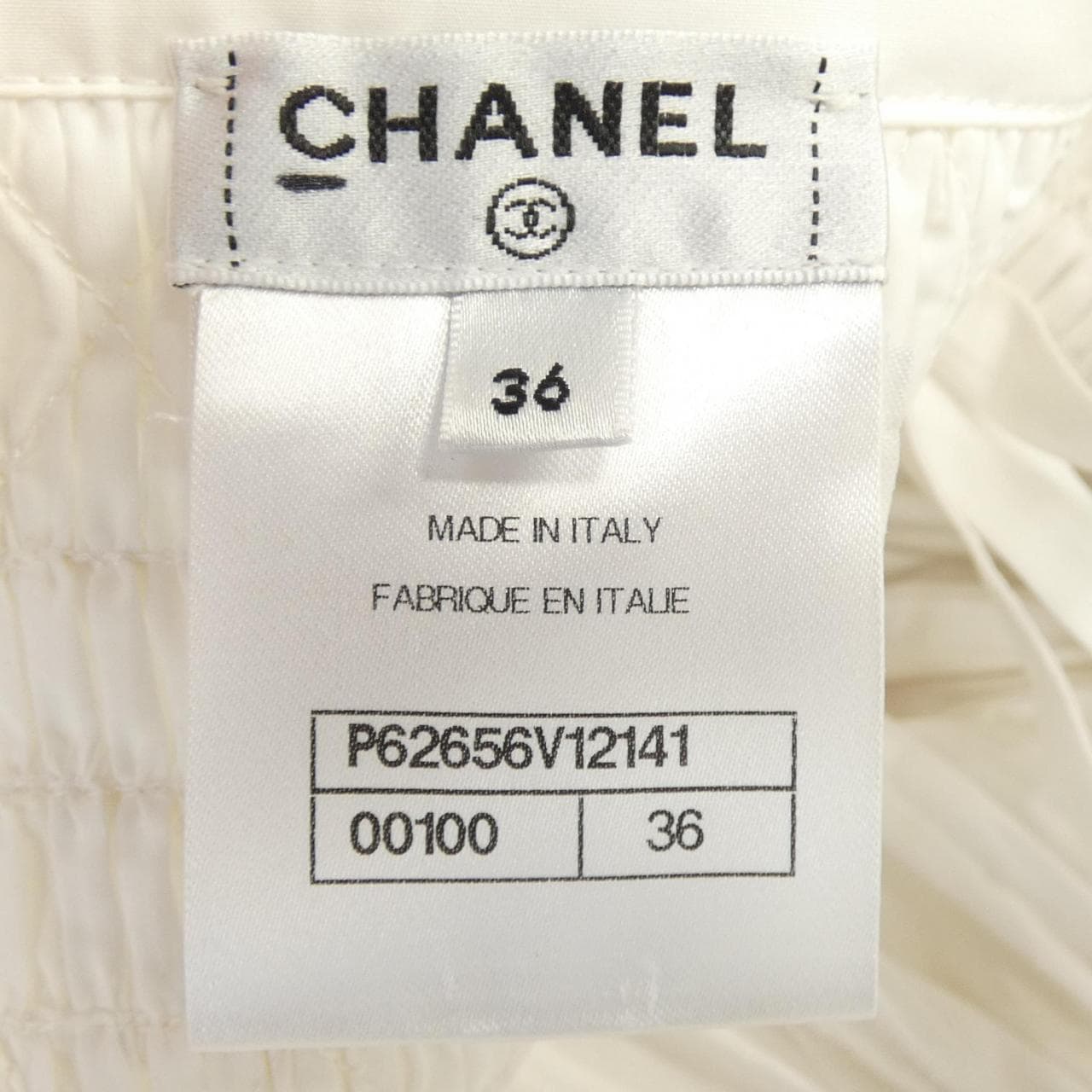 シャネル CHANEL P62656V12141 20C トップス