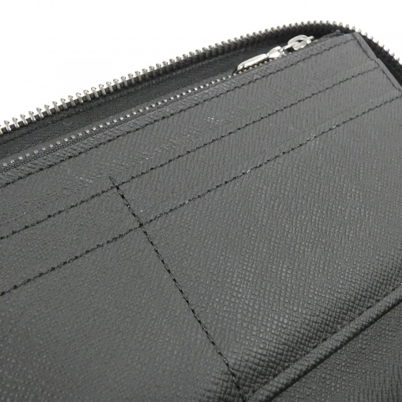 LOUIS VUITTON Monogram Eclipse Zippy Wallet Vertical M62295 Wallet