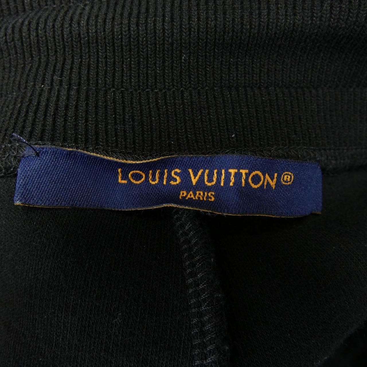 ルイヴィトン LOUIS VUITTON HJY44WJUJ ショートパンツ
