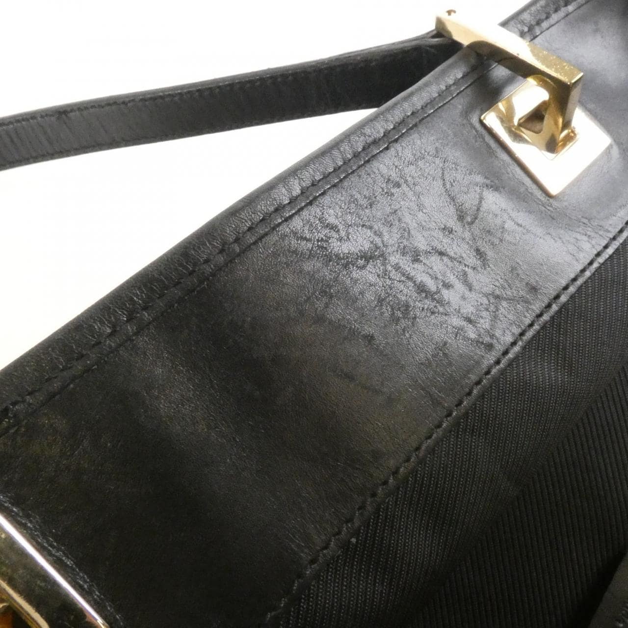 グッチ 002 1098 バッグ