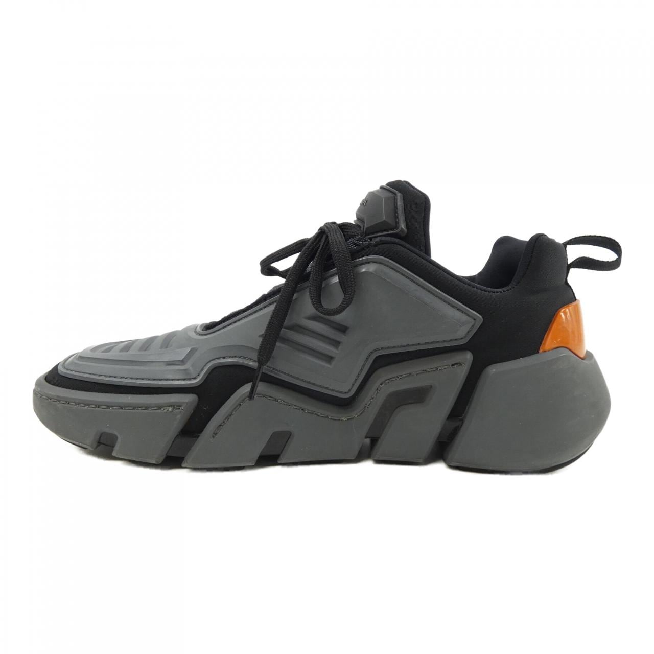 プラダ PRADA スニーカー