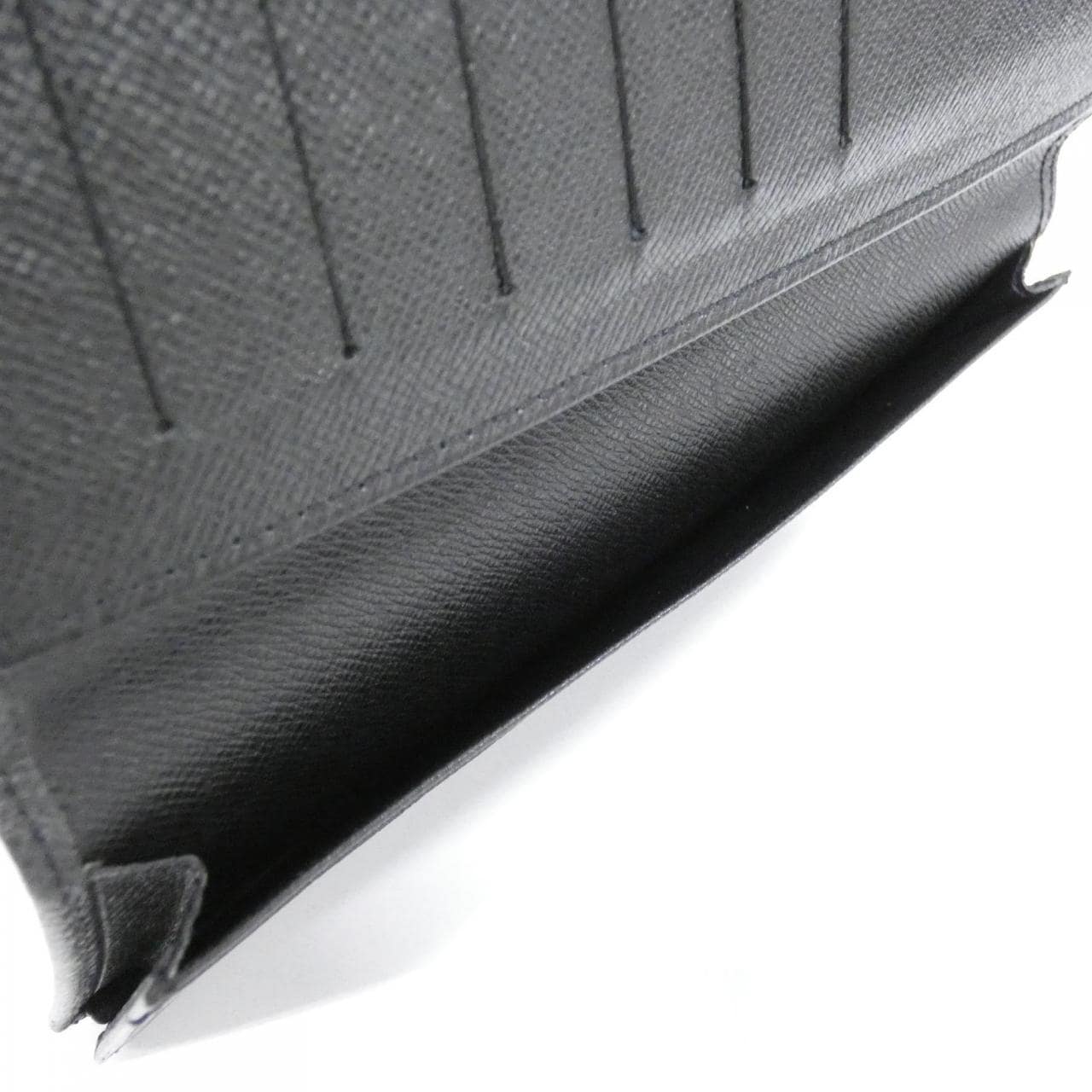 ルイヴィトン タイガ ポルト カルト クレディ エン M31002 札入れ