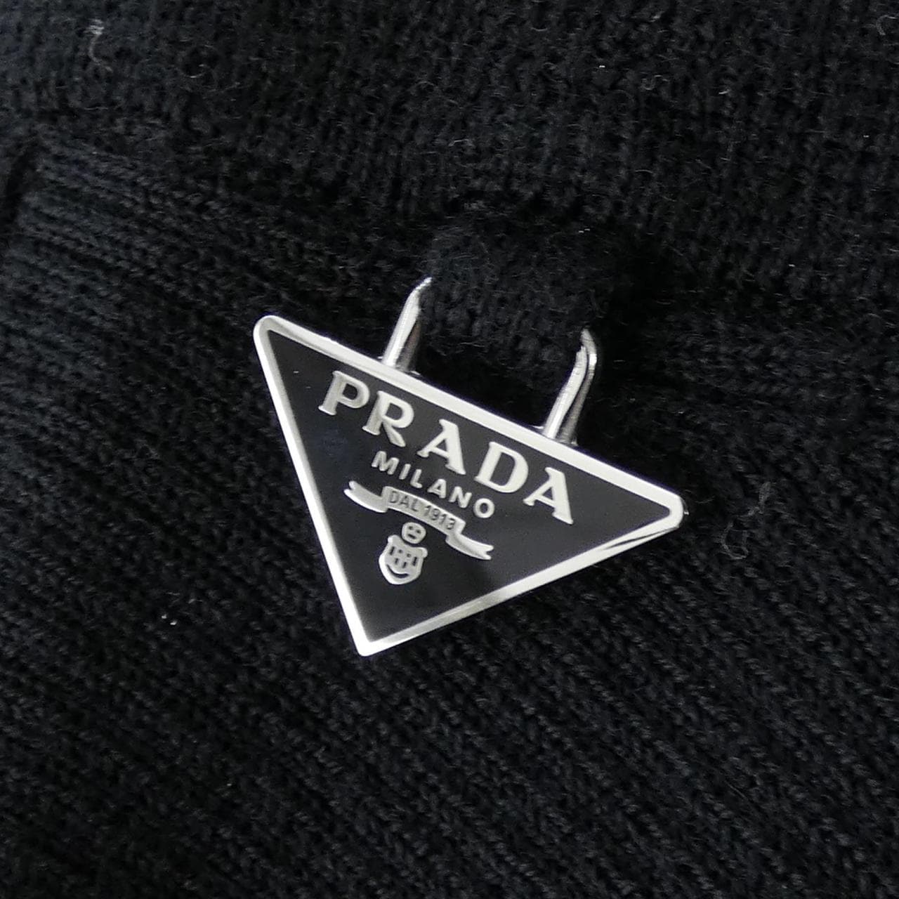 プラダ PRADA トライアングルロゴ P26567 SOOO 18PX ニット