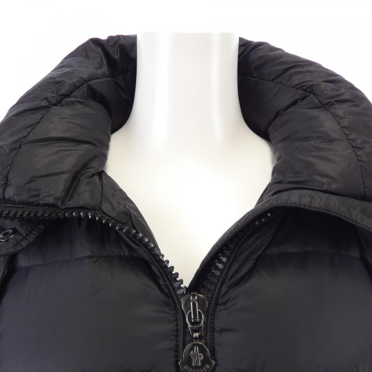 モンクレール MONCLER CHAMBLY ダウンコート
