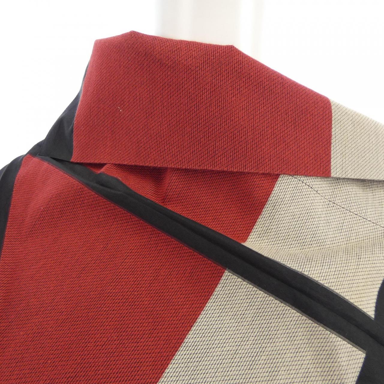 イッセイミヤケ ISSEY MIYAKE IL81FJ511 トップス