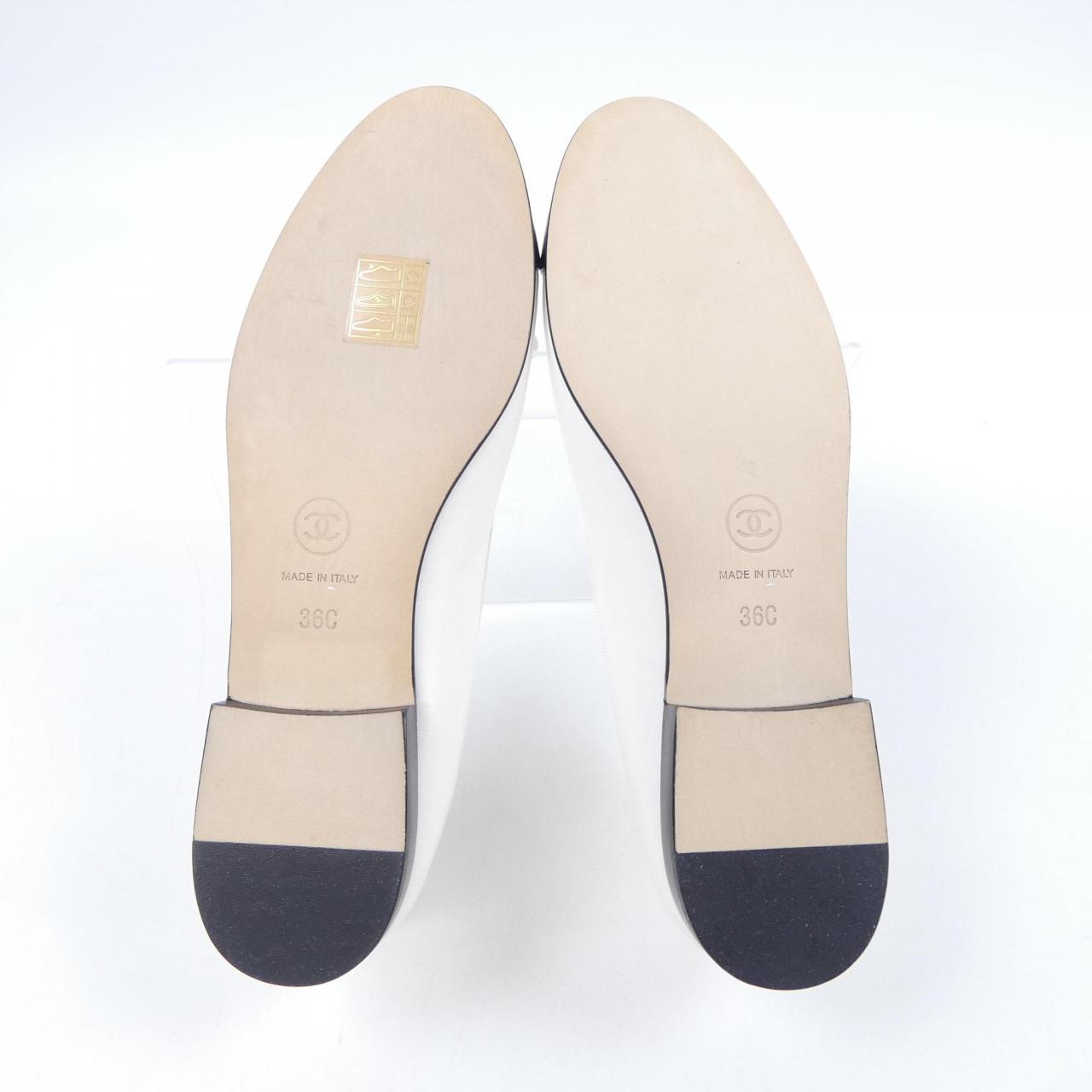 CHANEL CHANEL Flat Shoes