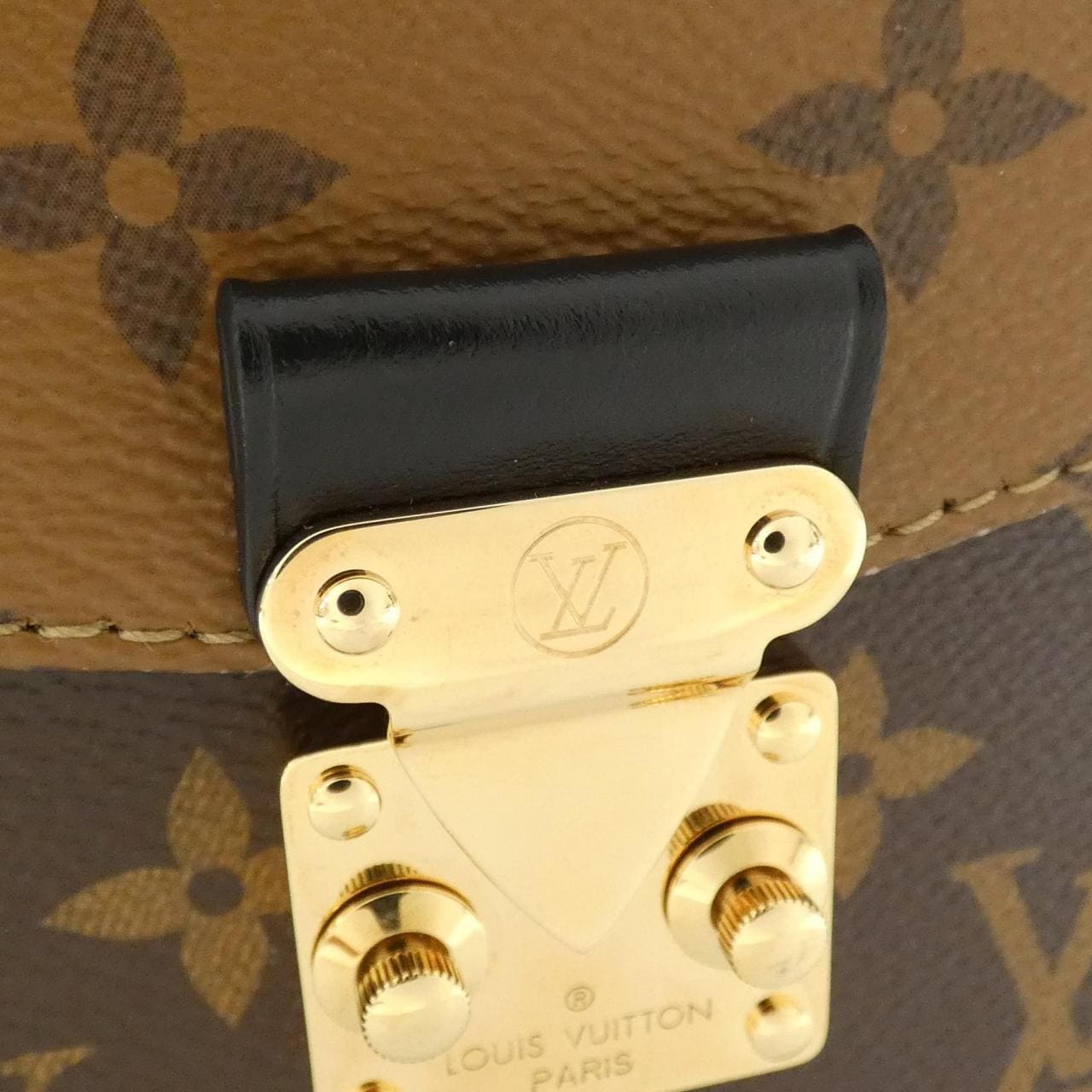 LOUIS VUITTON Monogram Reverse相机盒 M82465 单肩包