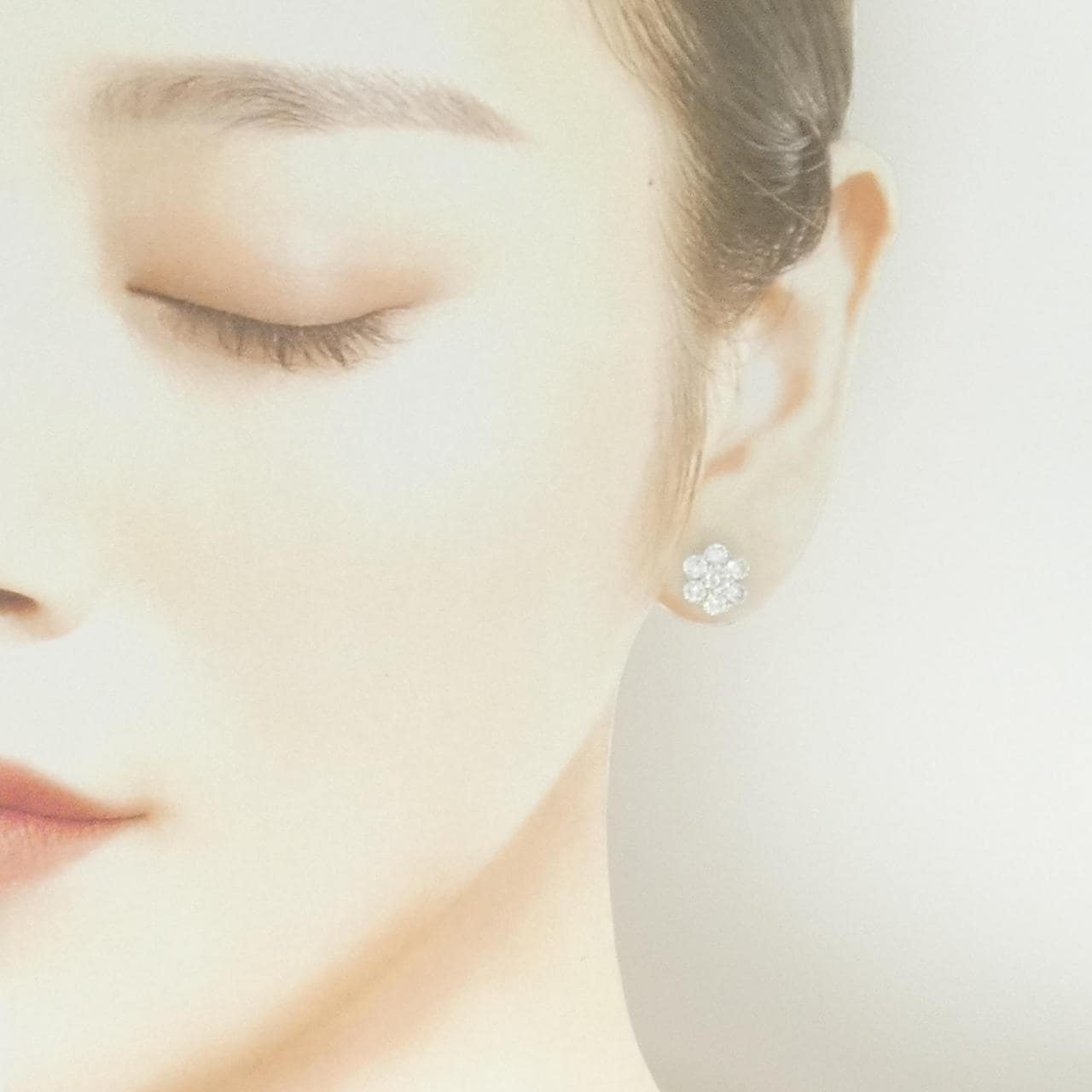 ヴァンクリーフ&アーペル フルーレット ラージモデル ピアス