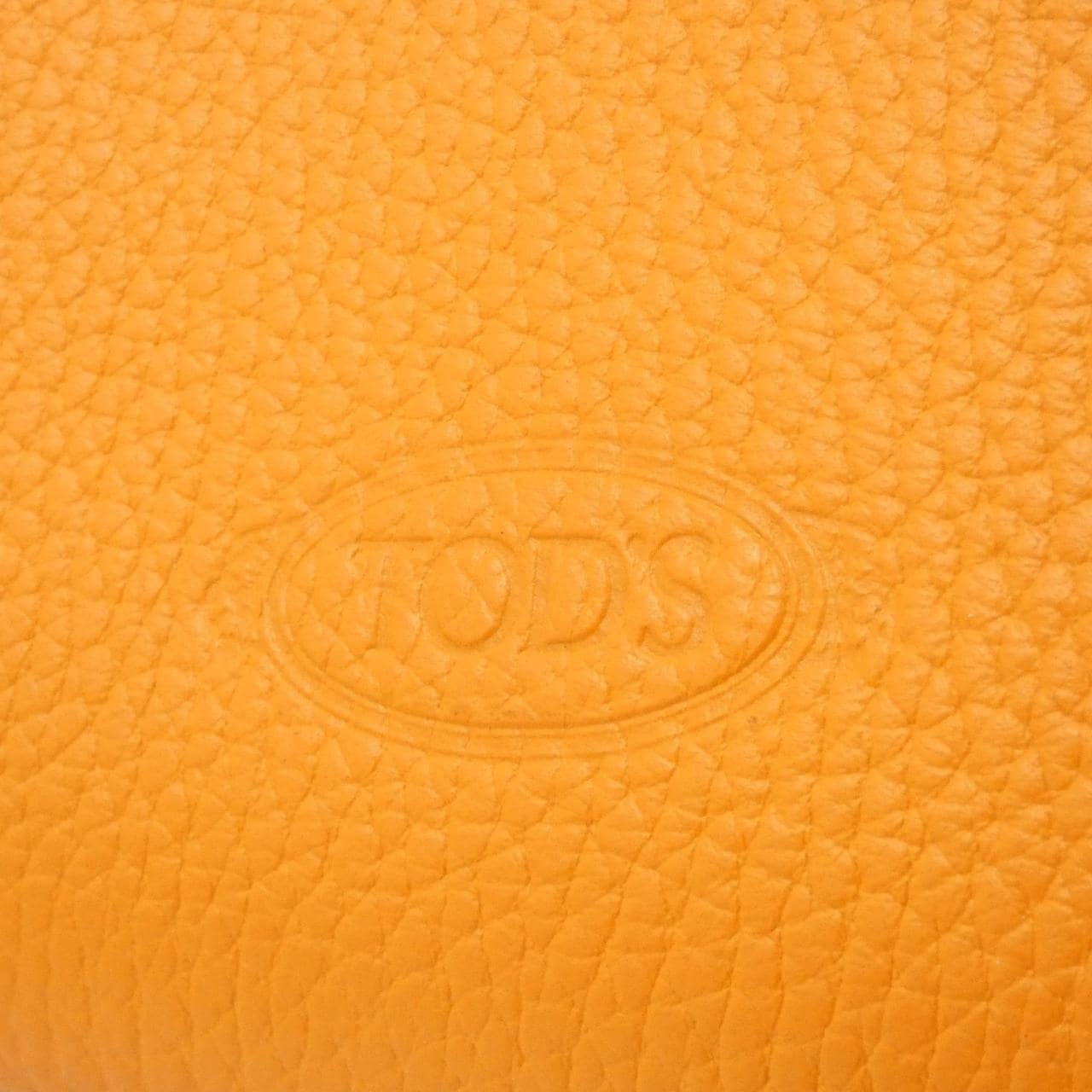 トッズ XBWAPAE90L2QRIG601 バッグ