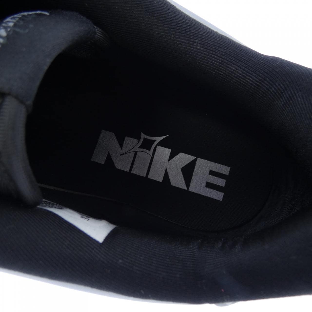 ナイキ NIKE HQ3490-099 スニーカー