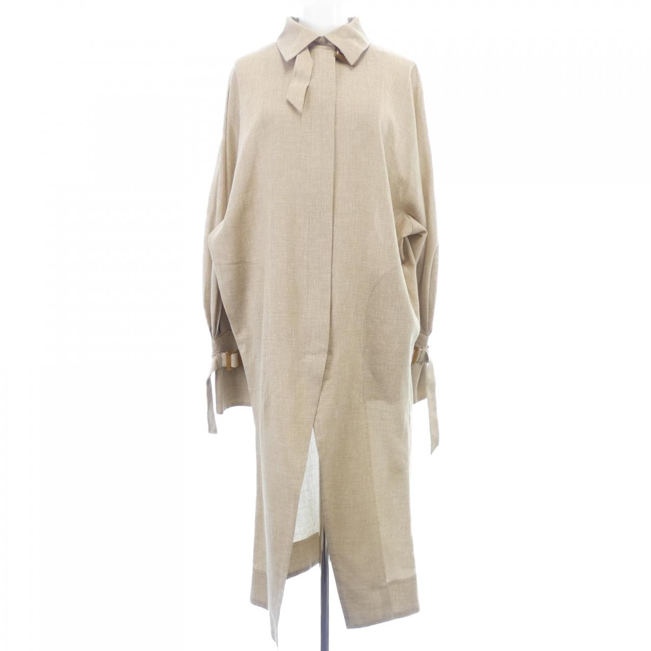 マメクロゴウチ Mame Kurogouchi コート