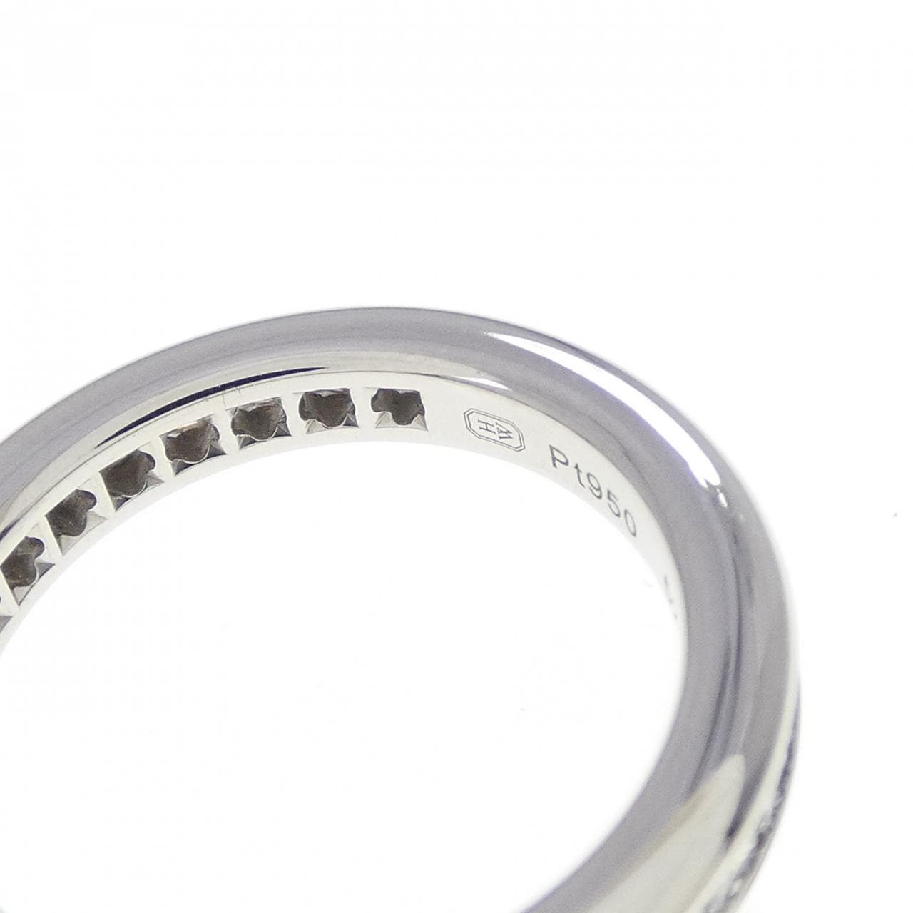 ハリーウィンストン プリンセスカット チャネルセット リング