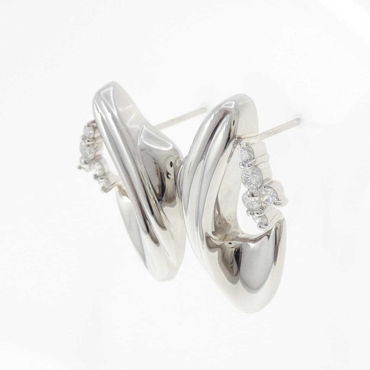 PT900 ダイヤモンド ピアス 0.30CT