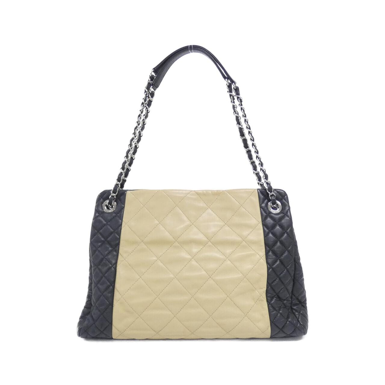 シャネル ショルダーバッグ