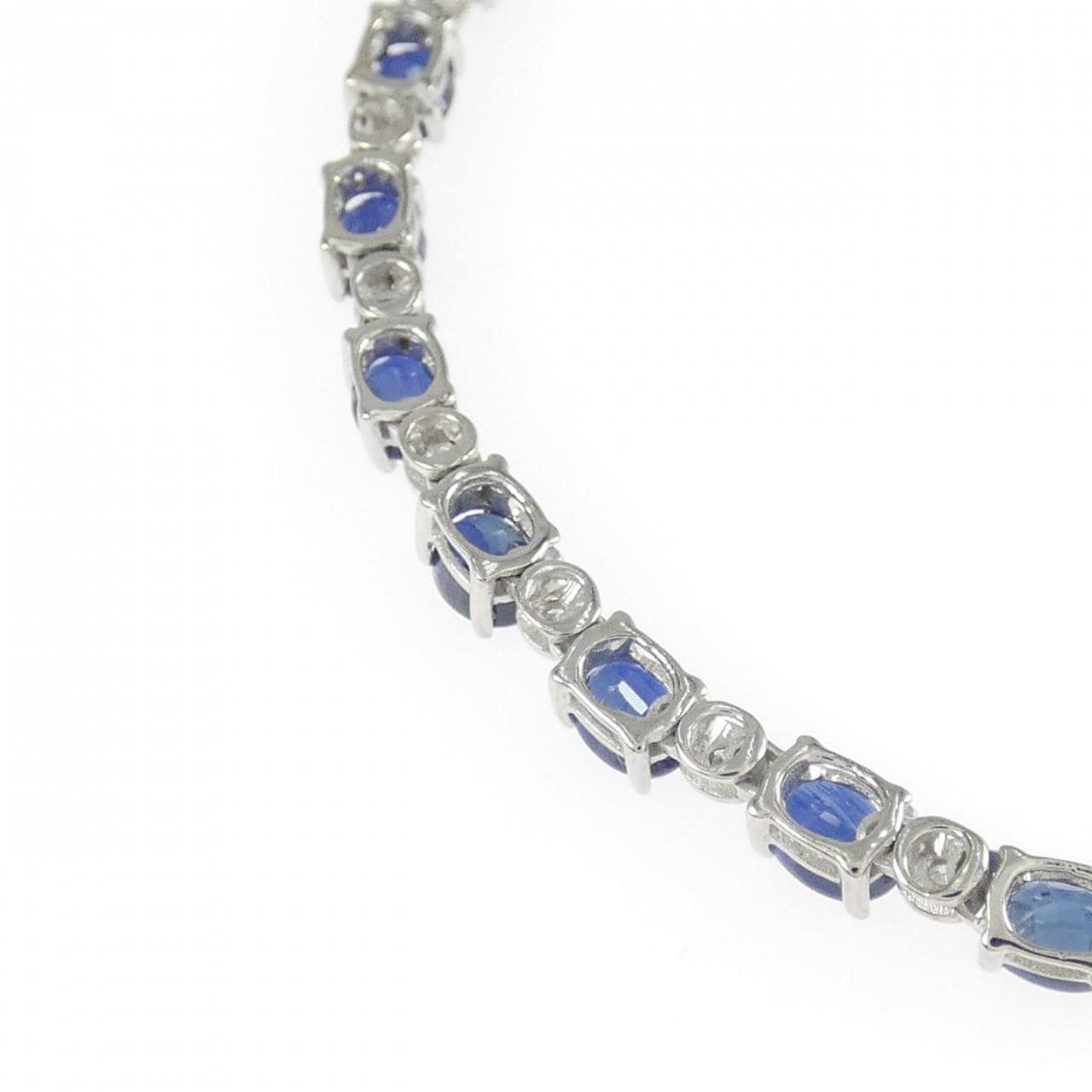 K18WG サファイヤ ネックレス 13.88CT