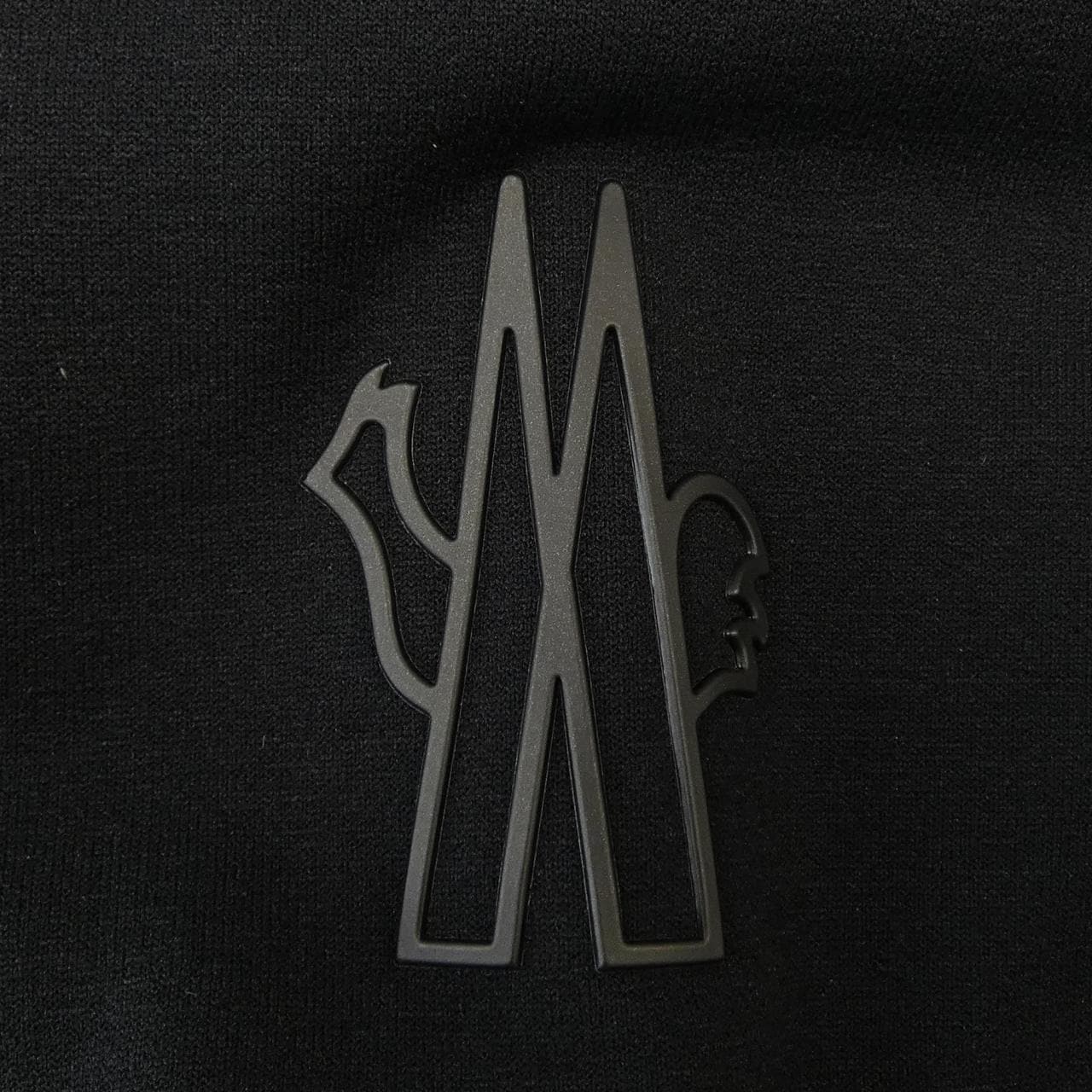モンクレールグルノーブル MONCLER GRENOBLE 20978G00032 ダウンジャケット