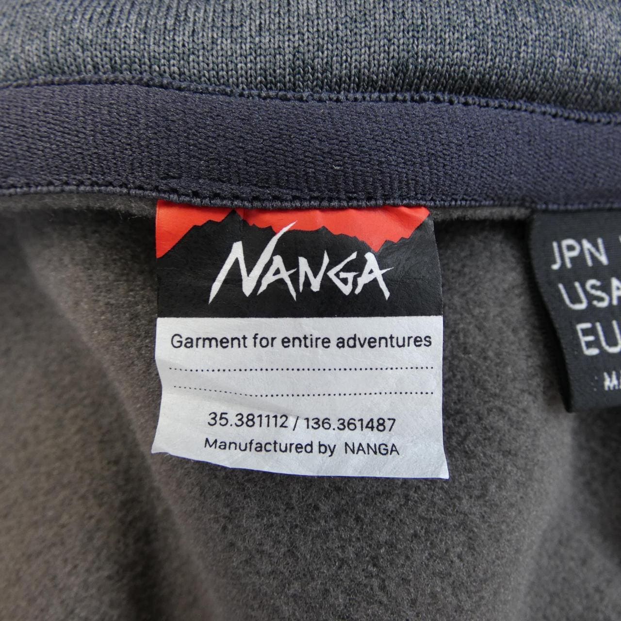ナンガ NANGA パーカー