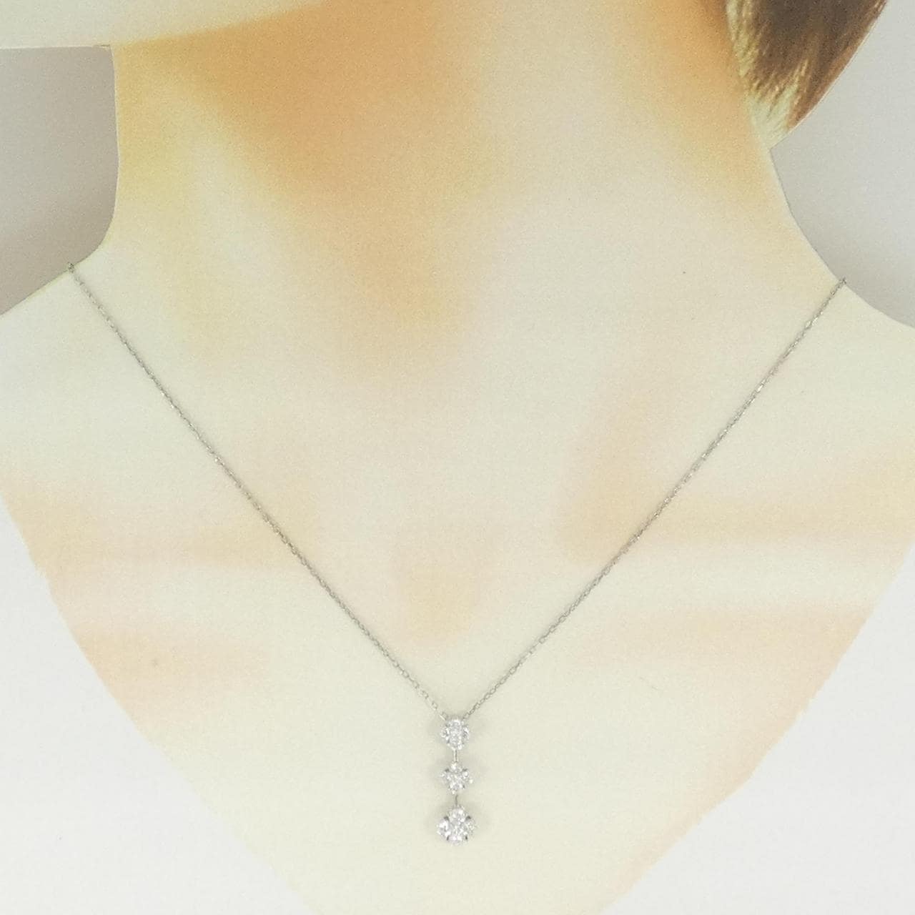 PT900/PT850 フラワー ダイヤモンド ネックレス 0.64CT