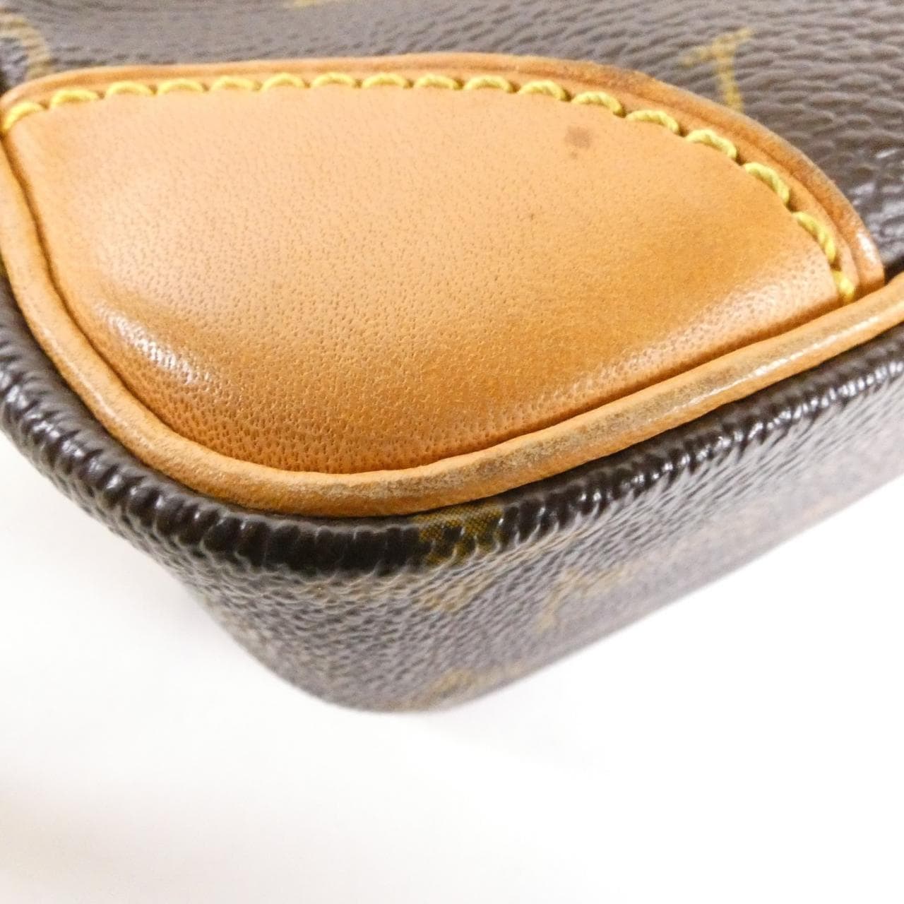 ルイヴィトン モノグラム アマゾン M45236 ショルダーバッグ