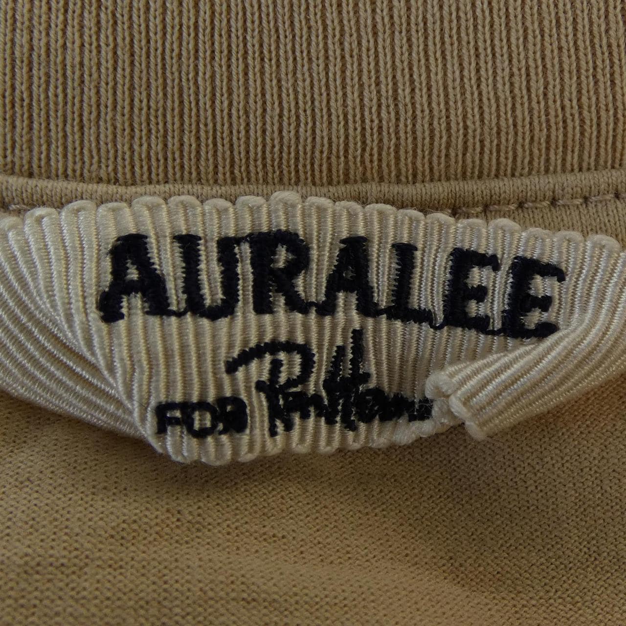 オーラリー AURALEE Tシャツ