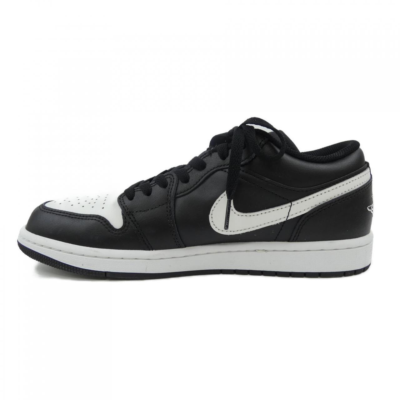 ナイキ ジョーダン NIKE JORDAN スニーカー