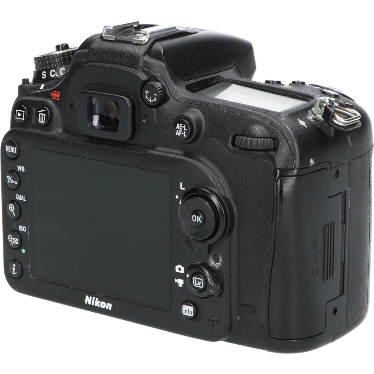 D7100
