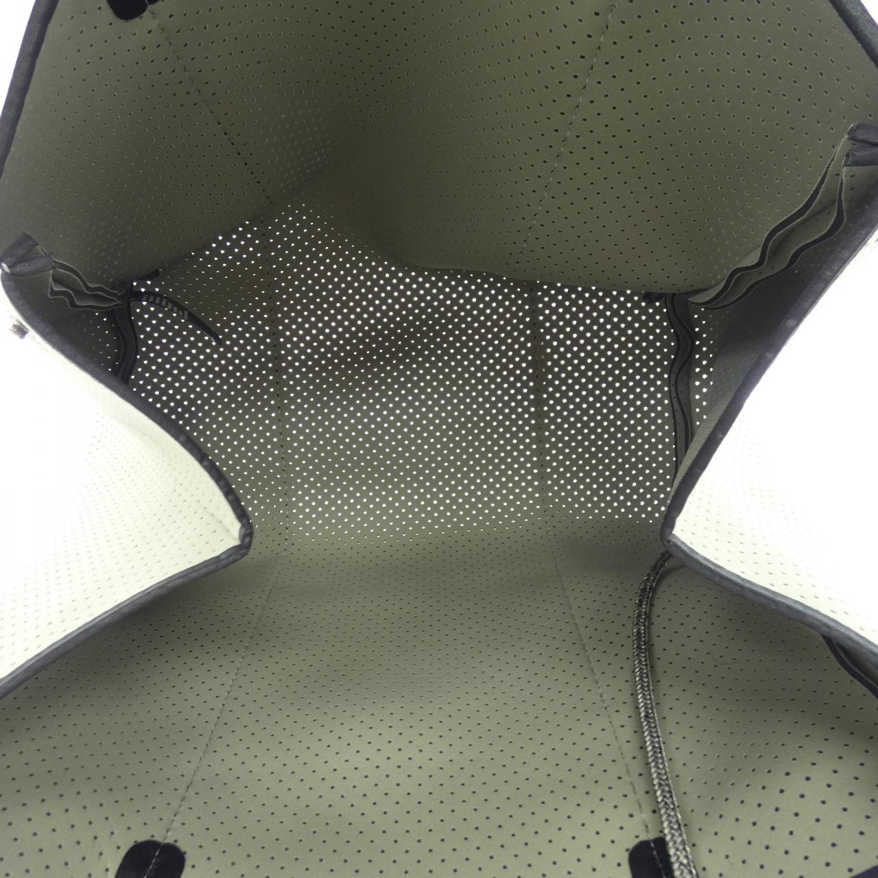 ステイトオブエスケープ STATE OF ESCAPE BAG