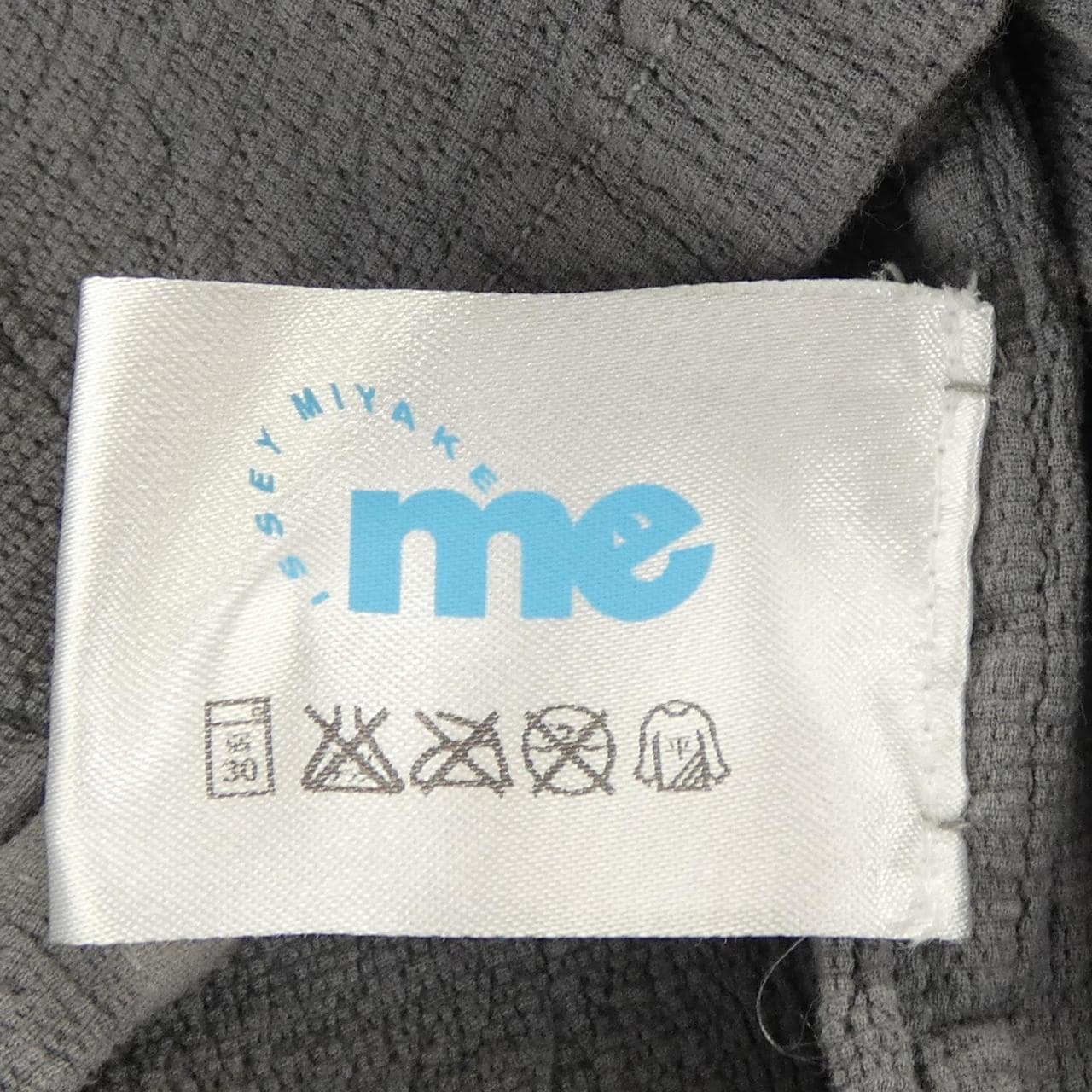 ミーイッセイミヤケ me ISSEY MIYAKE MI42FM331 トップス