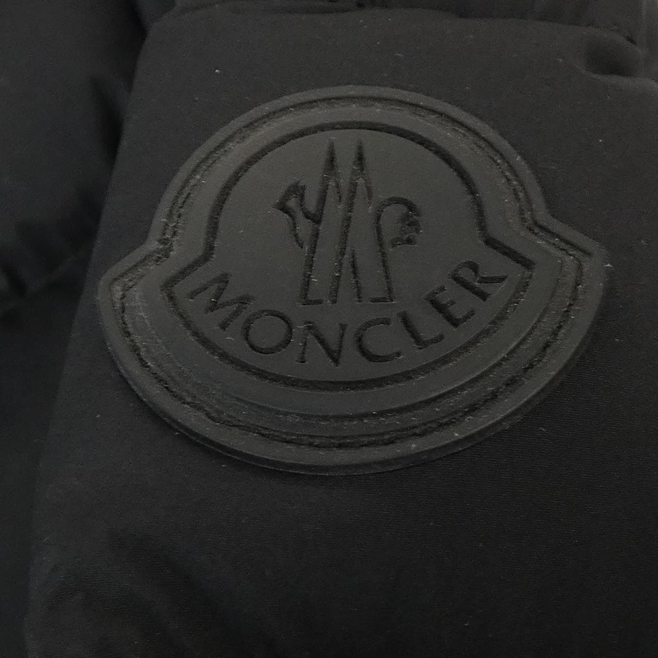 MONCLER蒙克勒羽絨服