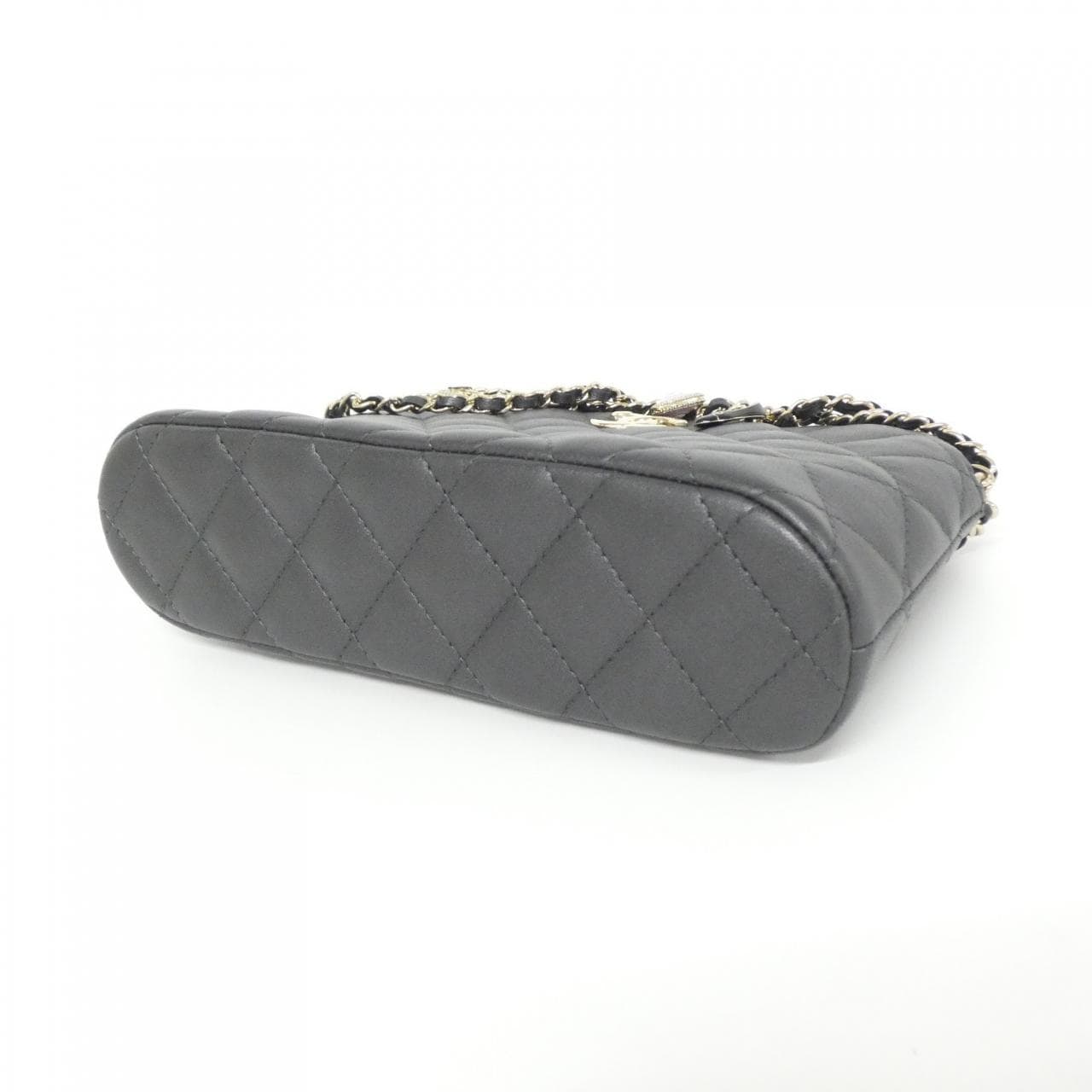 シャネル AP4526 チェーンクラッチ