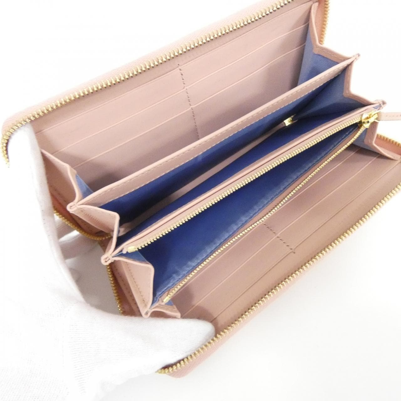 グッチ 772642 EAAYH 財布